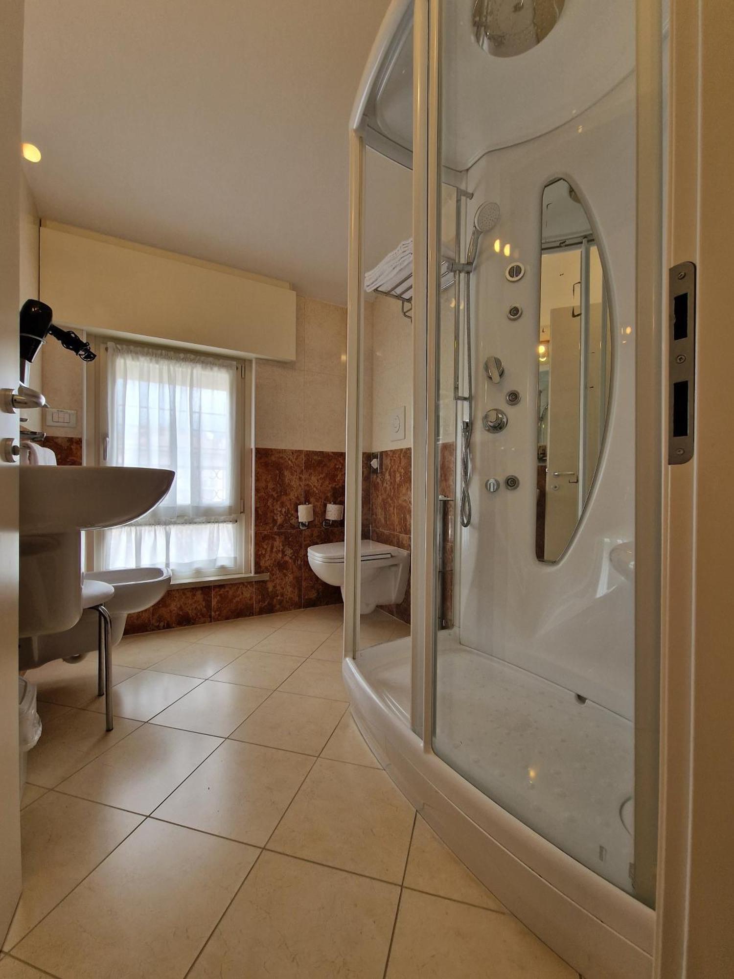 Hotel Villa Anthea Garda  Ngoại thất bức ảnh