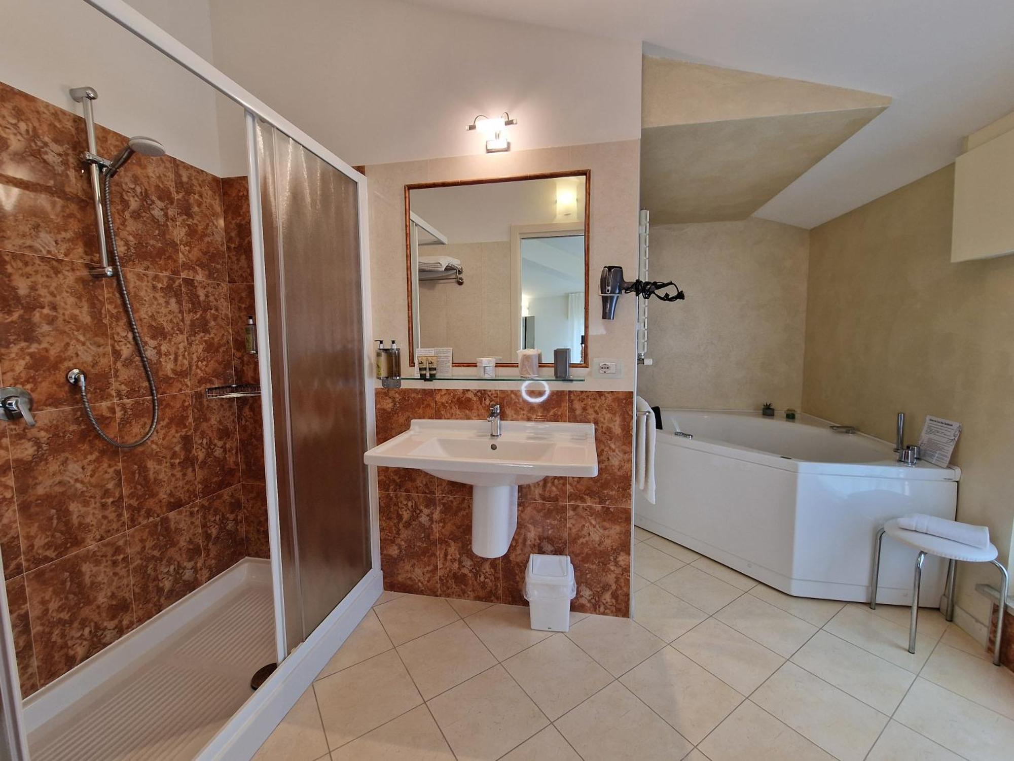 Hotel Villa Anthea Garda  Ngoại thất bức ảnh