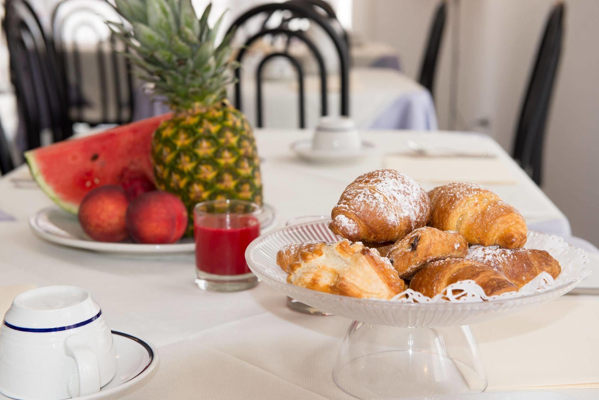 Hotel Villa Anthea Garda  Ngoại thất bức ảnh